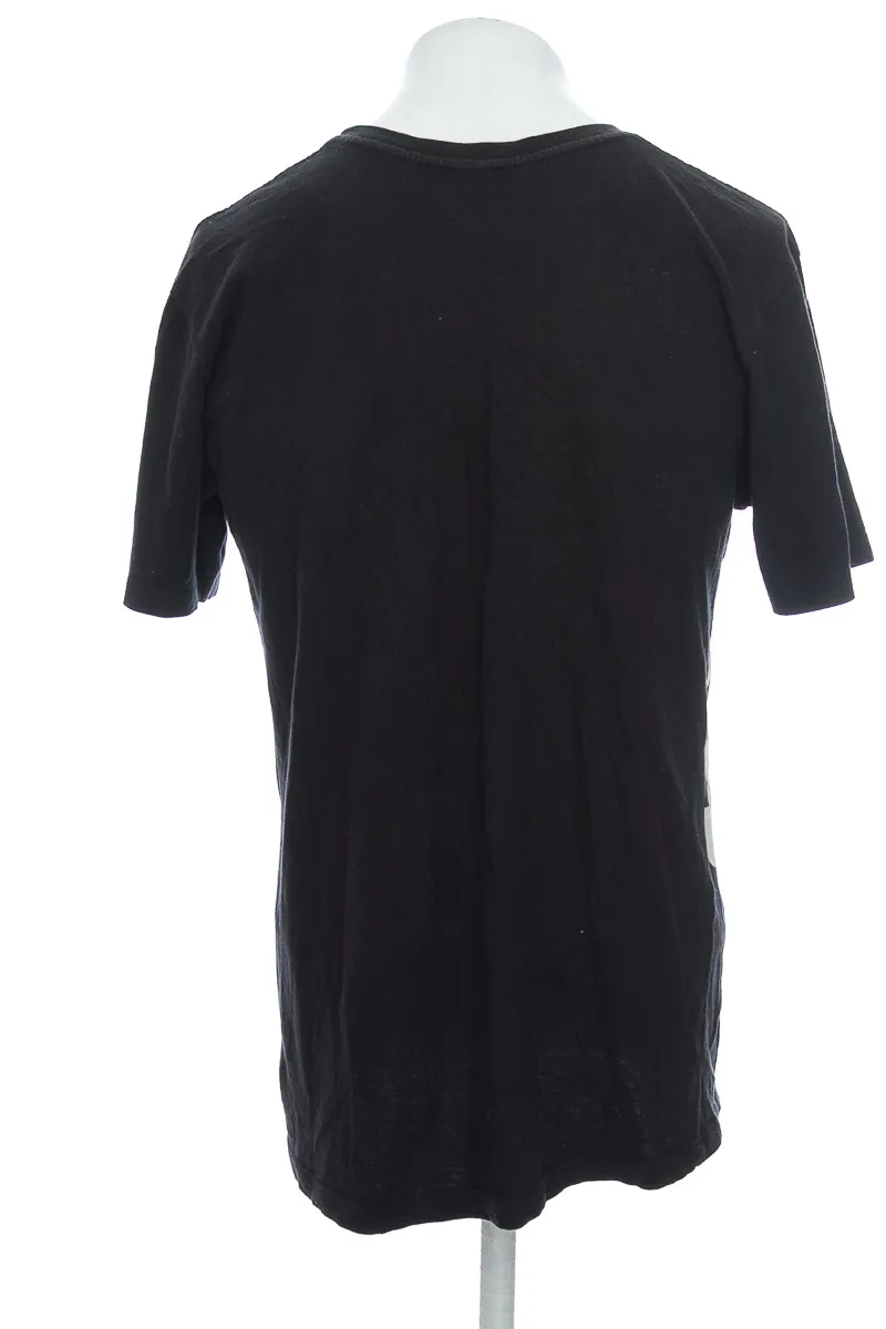 Camiseta de color negro de People