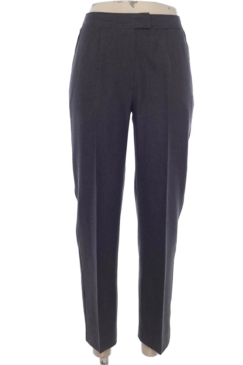Grey Pants Bettina Spitz