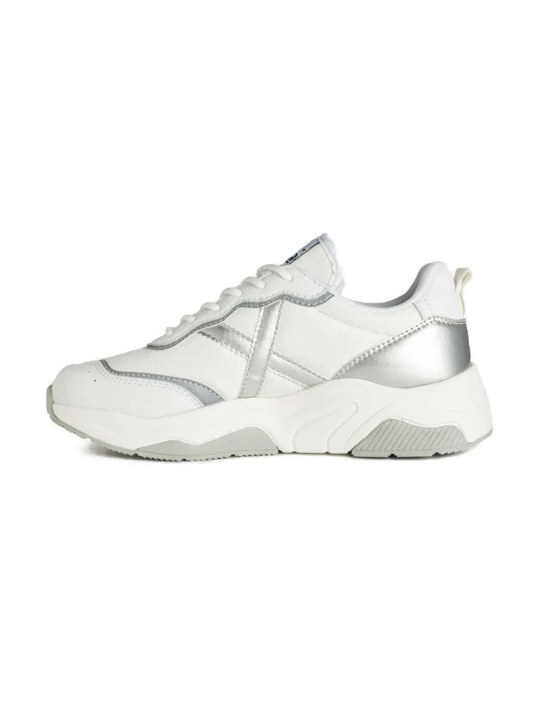 Women's White Munich Wave 139 Sneaker